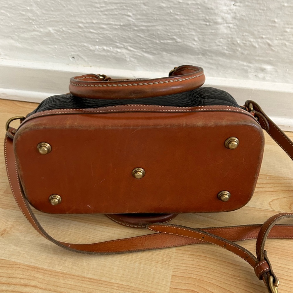 Vintage Dooney & Bourke Domed All Wear Leather Purse Norfolk Satchel Collection - Picture 10 of 13